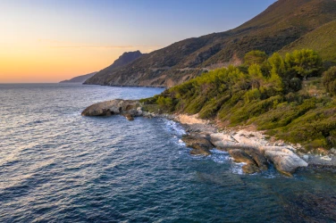 Prenota un traghetto per Genova - Bastia